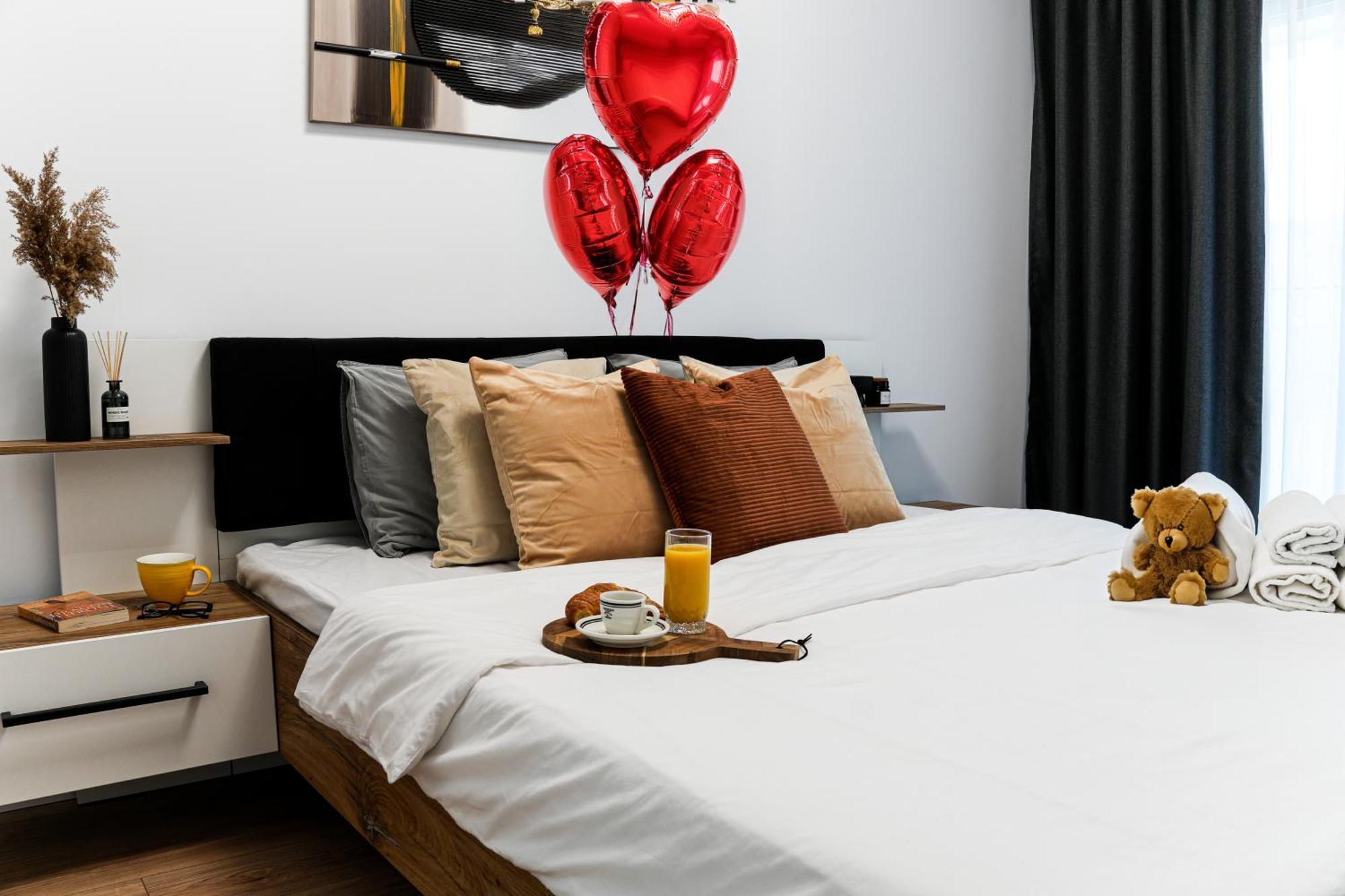 Sandra - Park-View Apt With Balcony & Parking Букурещ Екстериор снимка